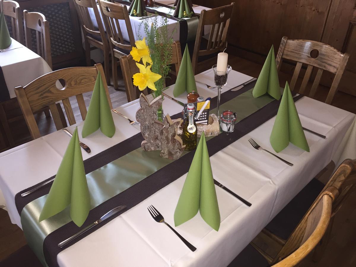 Landgasthof Zum Baren Hotel Dietmannsried Buitenkant foto